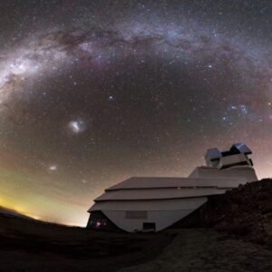 La Voie Lactée au dessus de l'observatoire Vera C. Rubin